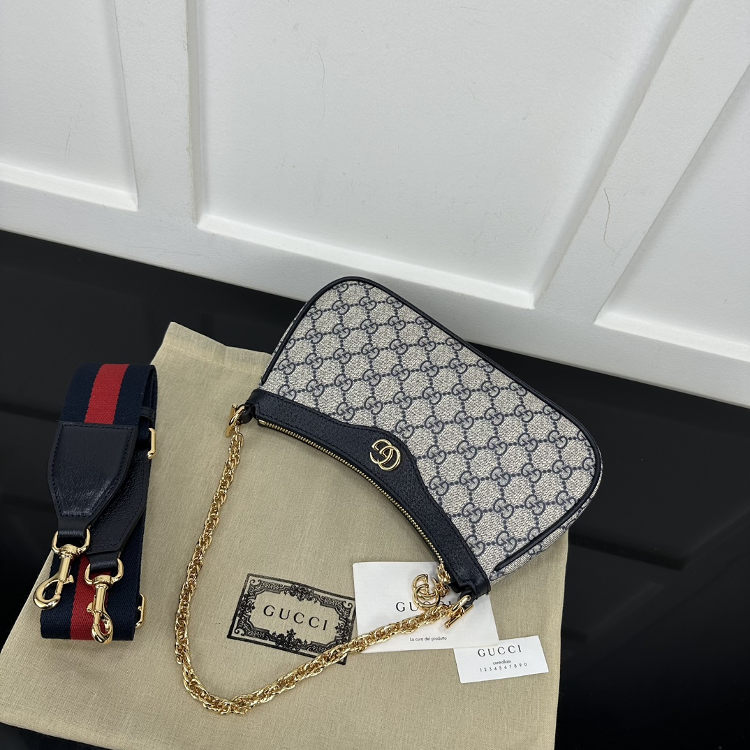 Gucci Hobo Bags